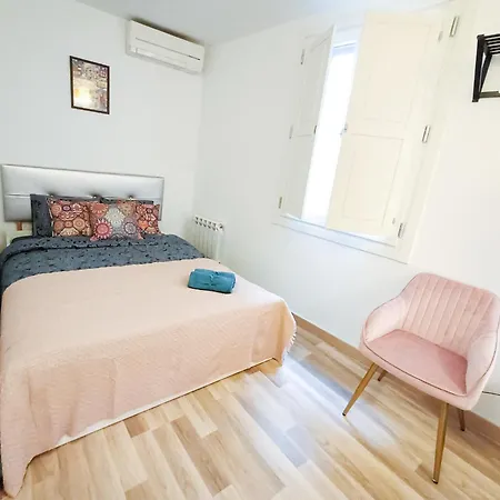 Hostel Oasis - By La Rambla