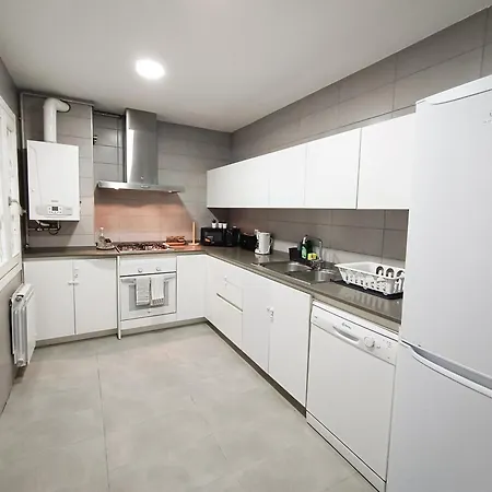 Oasis - By La Rambla Hostel Barcelona
